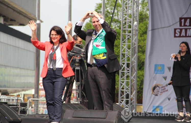 Akşener mitinginden kareler
