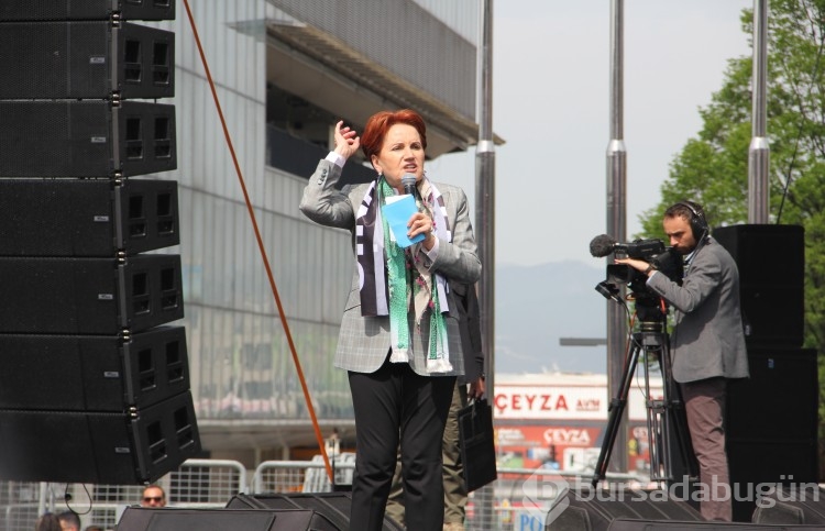 Akşener mitinginden kareler
