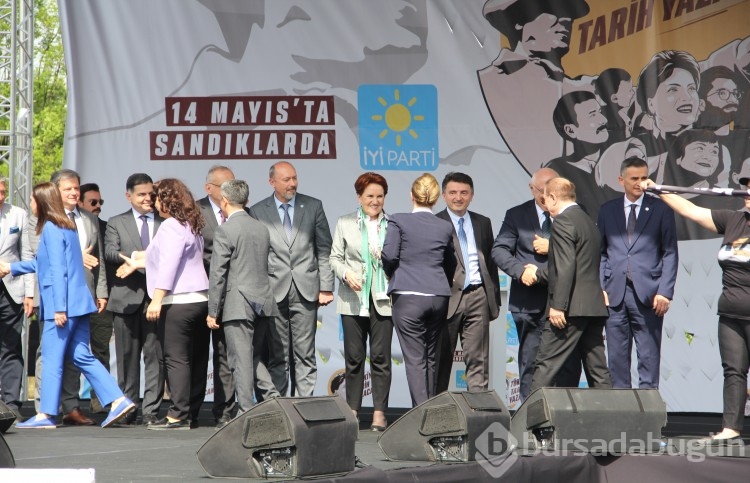 Akşener mitinginden kareler