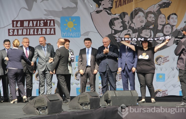 Akşener mitinginden kareler