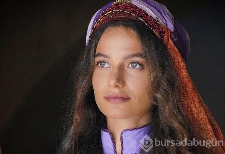 Güzel oyuncu Gülcan Arslan'ın pozları olay oldu!