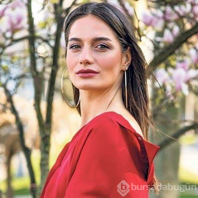 Güzel oyuncu Gülcan Arslan'ın pozları olay oldu!