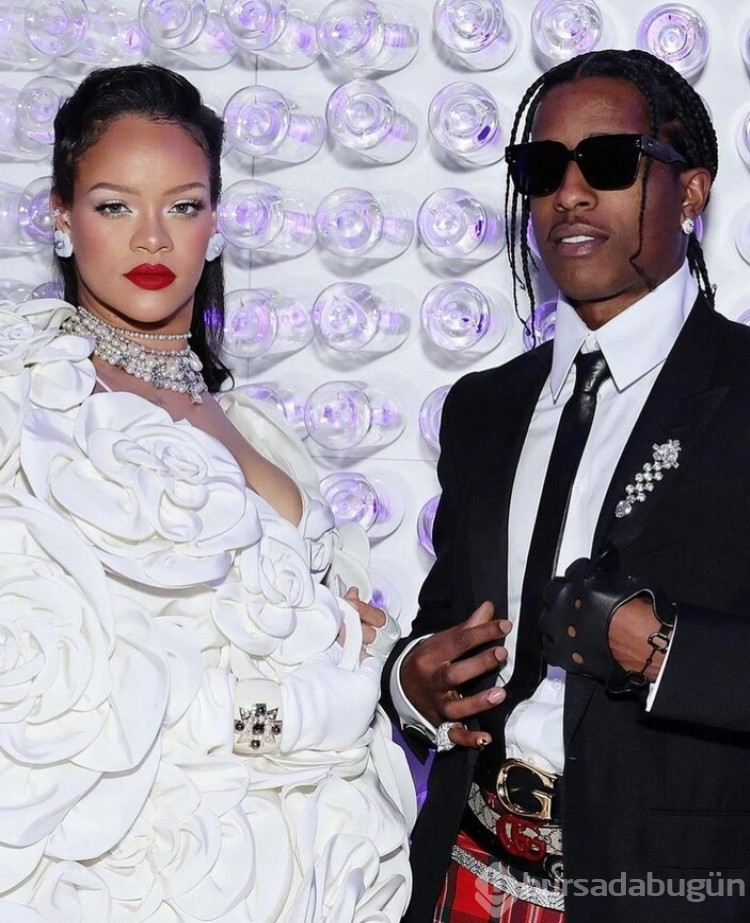 Rihanna'nın MET Gala tarzı dikkat çekti