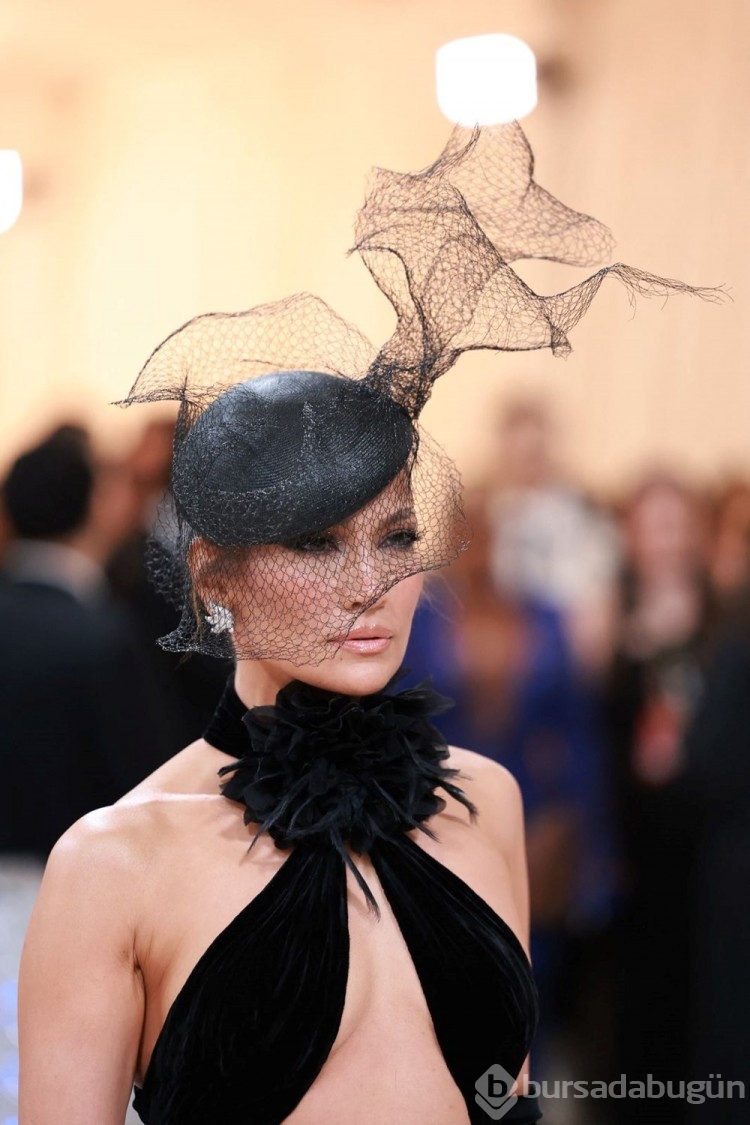 Met Gala'dan öne çıkan güzellik görünümleri
