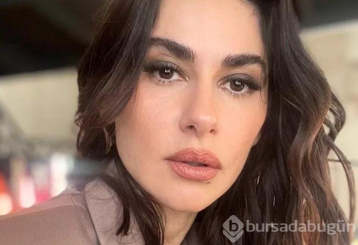 Oyuncu Nesrin Cavadzade: Artık aşklar telefonda yaşanıyor