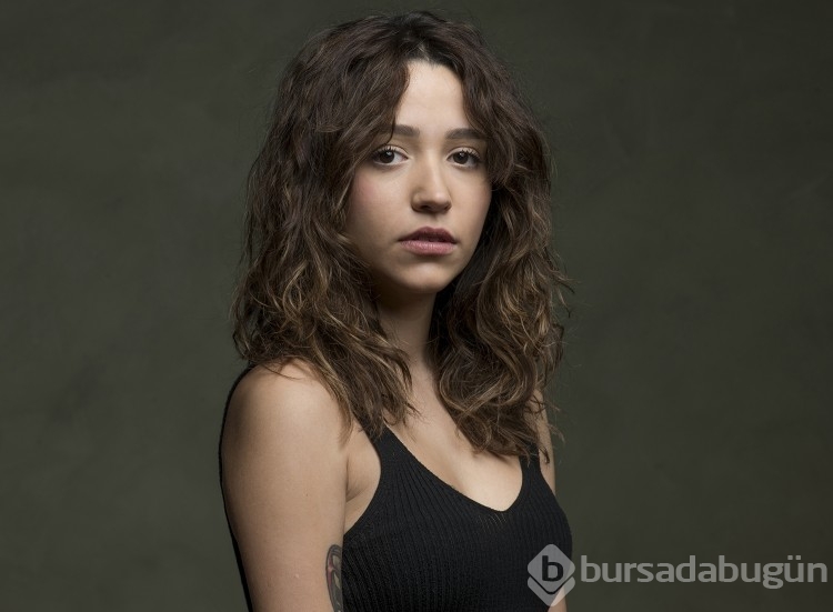 Ünlü şarkıcı Zeynep Bastık Avrupa turnesine çıktı!