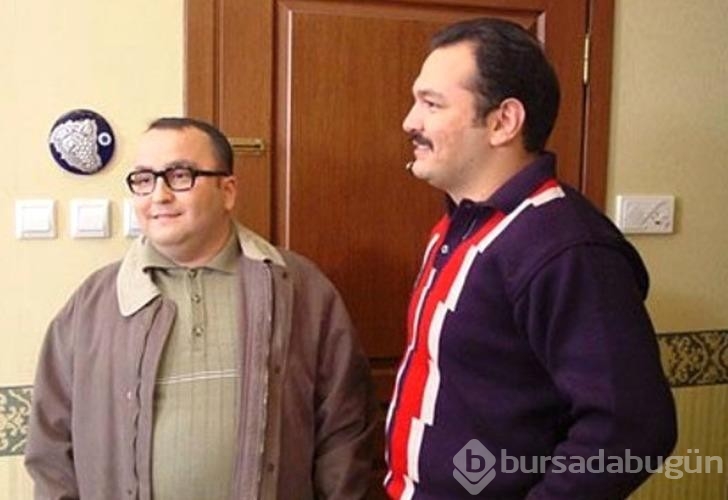 Türkiye'yi terk eden oyuncu Erdem Baş kiraladığı aracın kira fiyatını duyunca şoke oldu!