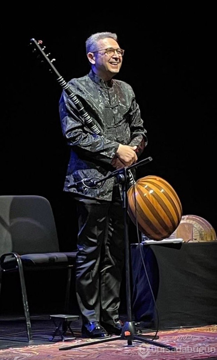 Depremzedeler yararına konser