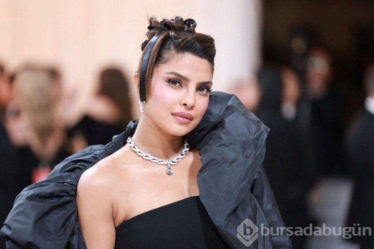 Priyanka Chopra yanlış burun estetiği sonrası yaşadıklarını anlattı
