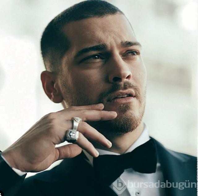 Çağatay Ulusoy'un yıllar önce oynadığı klip gündem oldu!