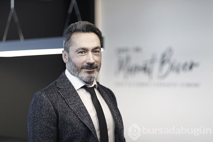 Ünlü doktor Bursa'da hasta yakınlarının saldırısına uğradı!