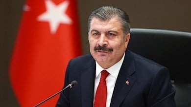 Sağlık Bakanı Fahrettin Koca ile gençler arasında gülümseten diyalog