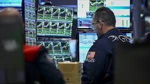 Bölgesel bankalarda düşüş sürüyor