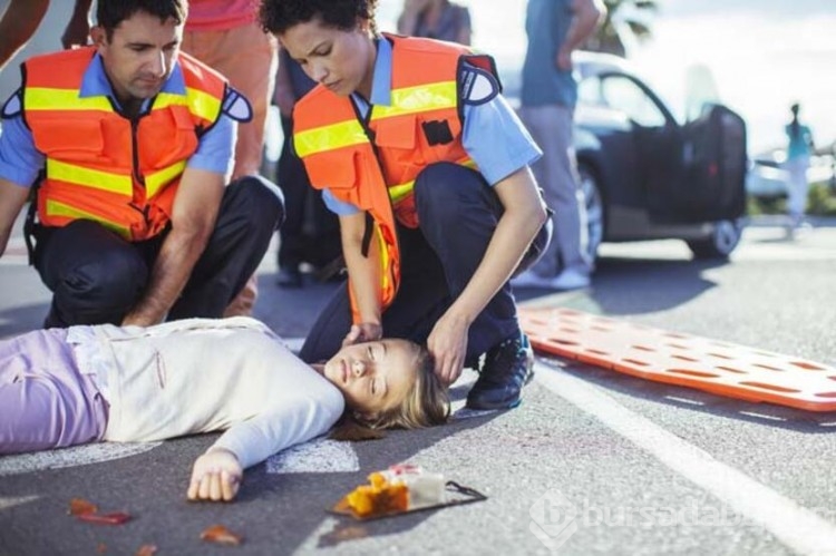 Trafik kazalarında ilk ve acil yardım nasıl yapılmalı?