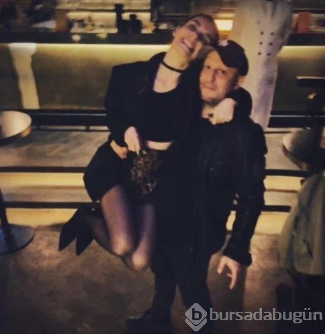Serkan Keskin ve Meriç Aral'ın romantik pozları gündem oldu!