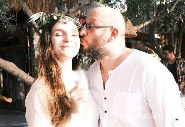 Serkan Keskin ve Meriç Aral'ın romantik pozları gündem oldu!