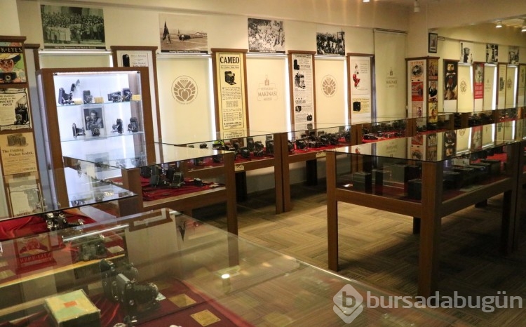 Fotoğraf Makinesi Müzesi'nde depremin hasarları onarılıyor