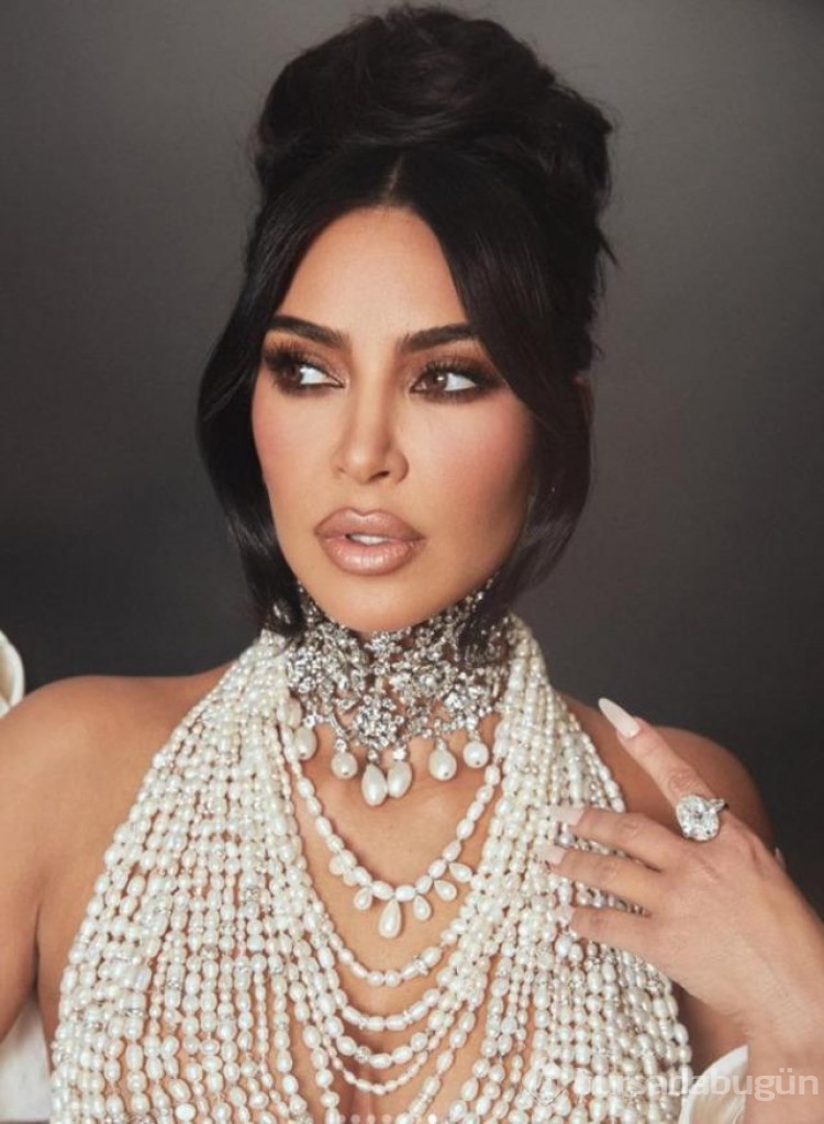 Kim Kardashian'ın Met Gala için giydiği elbisedeki kullanılan inci sayısı herkesi şaşırttı!