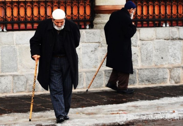 Erzurum'da yaşlı nüfusu artıyor