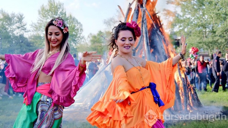 Edirne'de geleneksel Kakava ateşi yakıldı