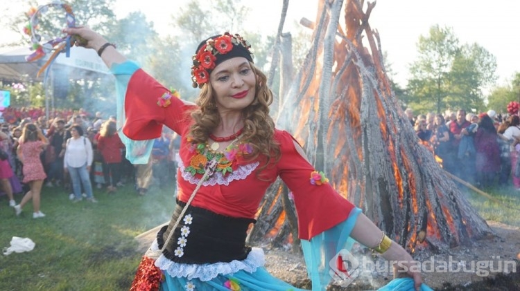 Edirne'de geleneksel Kakava ateşi yakıldı