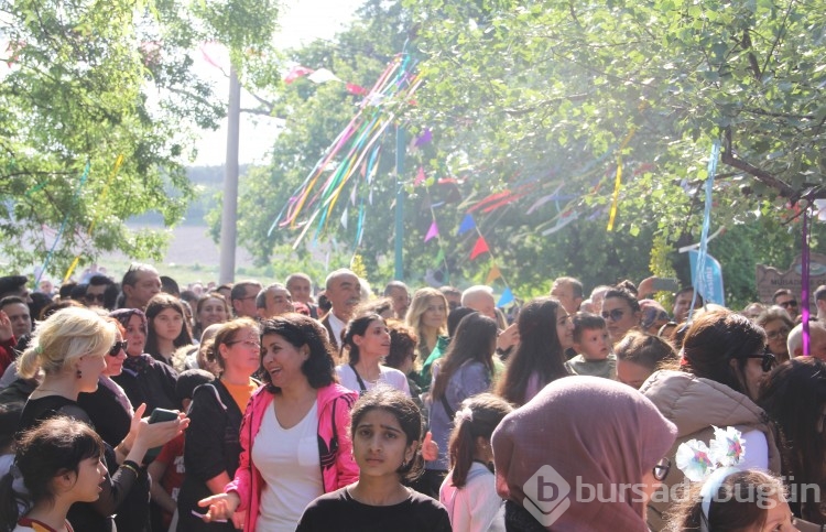 Bursa'da baharın gelişi Nilüfer'de coşkuyla kutlandı