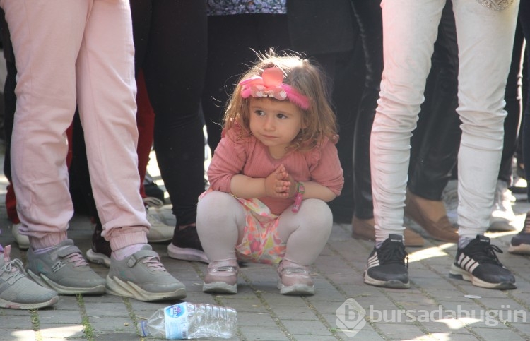 Bursa'da baharın gelişi Nilüfer'de coşkuyla kutlandı