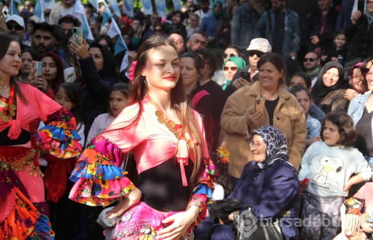 Bursa'da baharın gelişi Nilüfer'de coşkuyla kutlandı