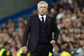 Ancelotti, Ferguson'u yakaladı!