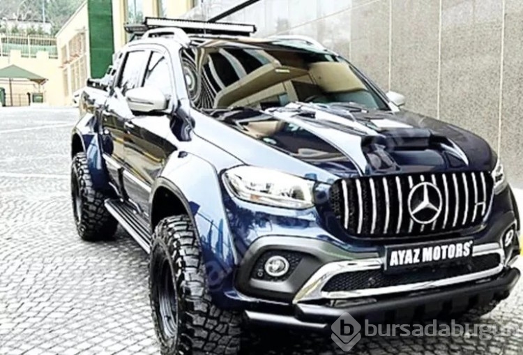 Şarkıcı Cenk Eren kendisine 3 milyon TL'lik Mercedes kamyonet aldı