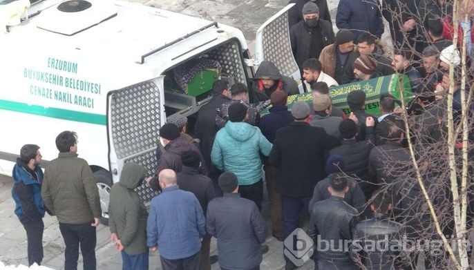 Eşini 14, kızını 28 kez bıçaklayıp öldürdü!