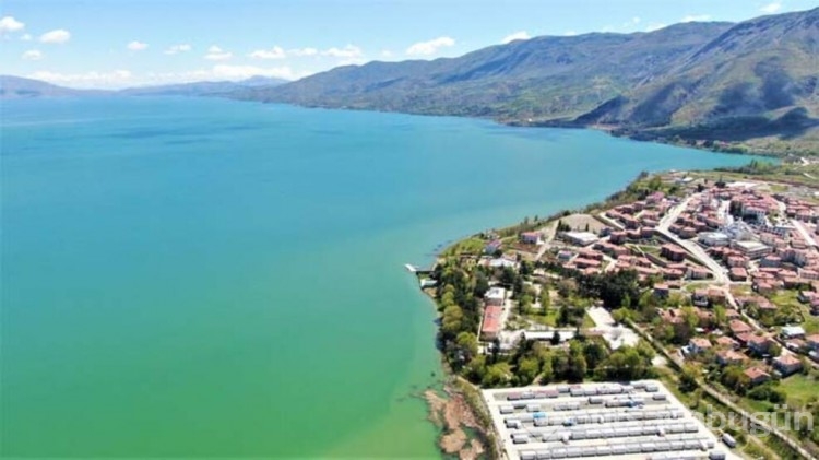 Elazığ'ın doğal güzelliği Sivrice yerli ve yabancı misafirlerini bekliyor