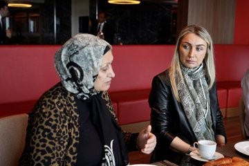 İmamoğlu, Erzurum'da yaralanan vatandaşlarla bir araya geldi