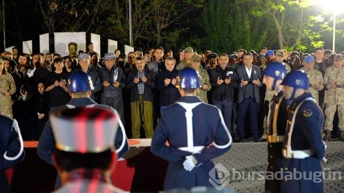 Kayalıklardan düşen güvenlik korucusu şehit oldu