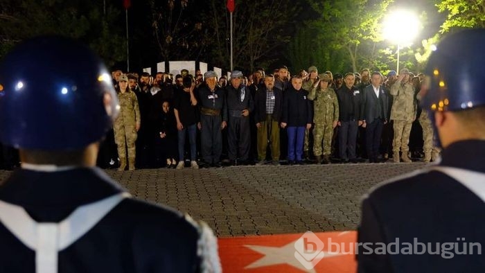 Kayalıklardan düşen güvenlik korucusu şehit oldu