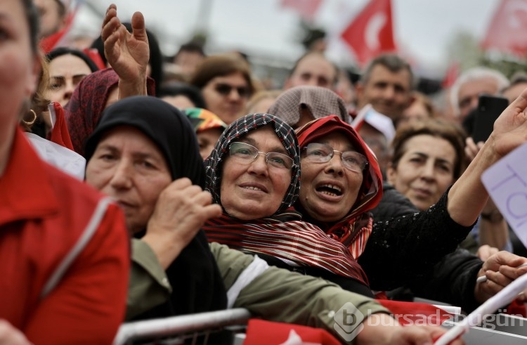 Ekrem İmamoğlu Rize'de konuşma yaptı