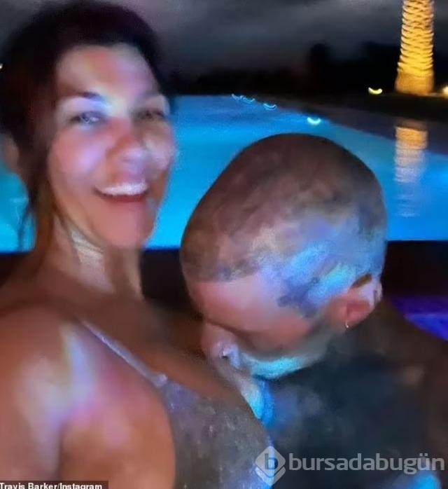 Kourtney Kardashian ve kocası ayrı kalınca özlem arttı! 