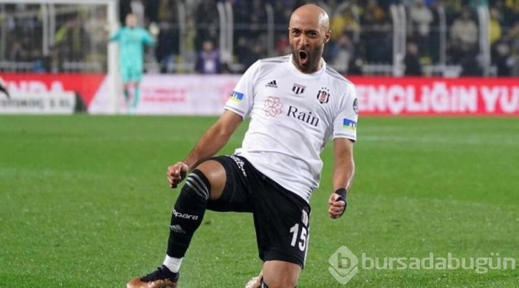 Şenol Güneş futbolcu Redmond'u Beşiktaş'ta tutabilecek mi?