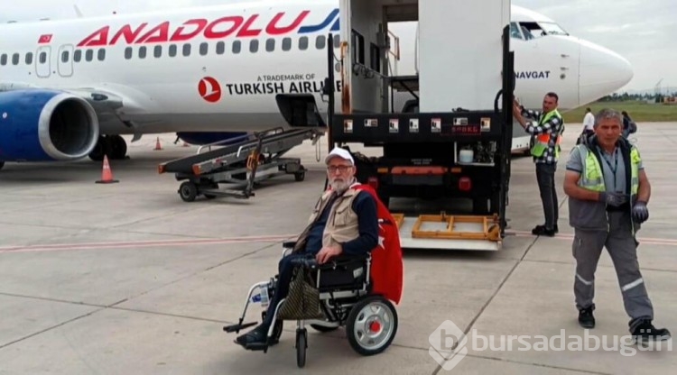 Bacağı ve kolunu kaybeden depremzede oy kullanmak için tedavisine ara verdi