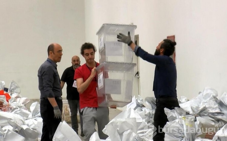 Yurt dışında kullanılan oylar seçim sandıklarına konuldu