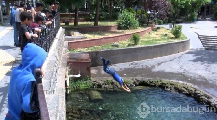 Havanın ısınmasıyla çocukların tehlikeli eğlencesi başladı