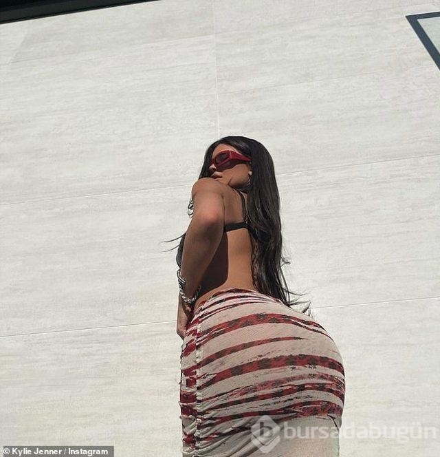 Kylie Jenner, Anneler Günü paylaşımıyla dikkat çekti