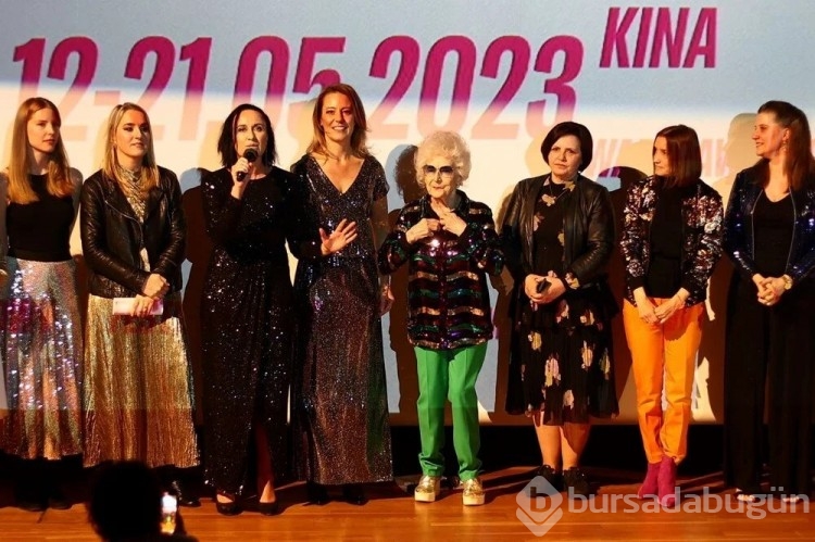 84 yaşındaki en yaşlı DJ'i Wirginia Szmyt, hayatını konu alan filmin gala gösterimine katıldı