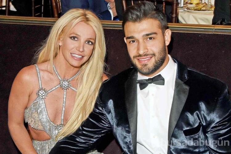 Britney Spears'ın eşi Sam Asghari'den ayrılık dedikodularını yalanladı