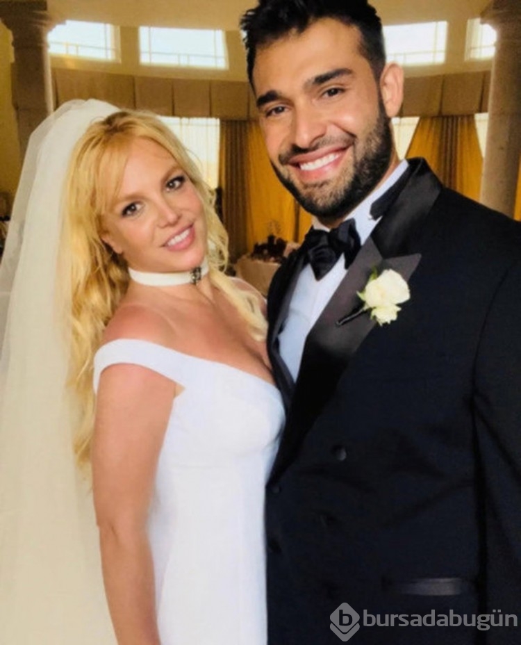 Britney Spears'ın eşi Sam Asghari'den ayrılık dedikodularını yalanladı