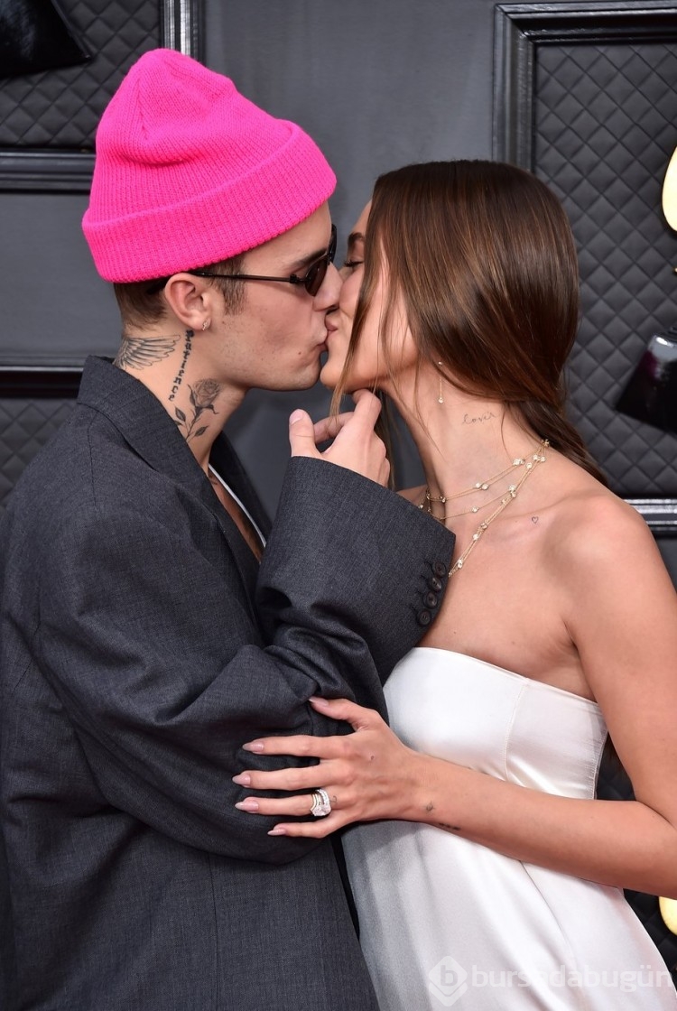 Hailey Bieber: Gerçekten bu konuda her zaman ağlıyorum
