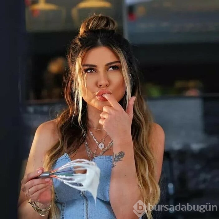 Beste Açar, Selen Görgüzel'e tepki verdi
