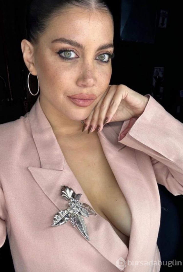 Wanda Nara'nın sütyensiz tarzına beğeni yağdı!