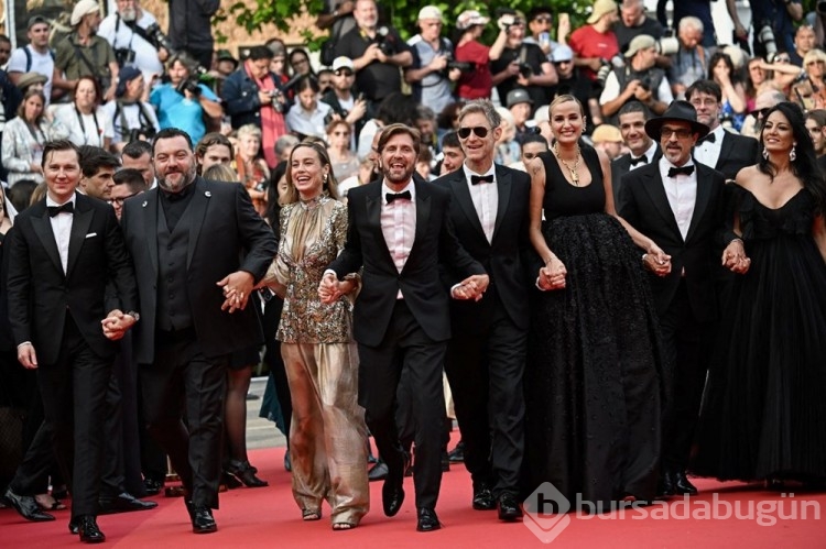 2023 Cannes Film Festivalinde Johnny Depp'in dönüşü muhteşem oldu
