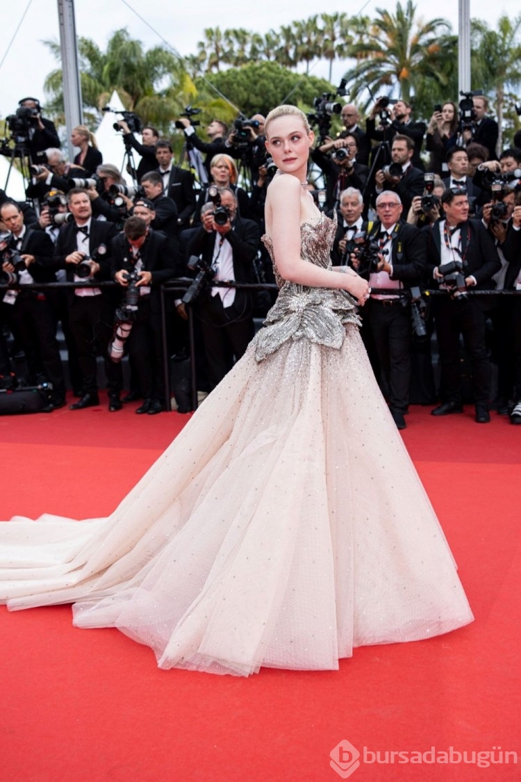 2023 Cannes Film Festivalinde Johnny Depp'in dönüşü muhteşem oldu
